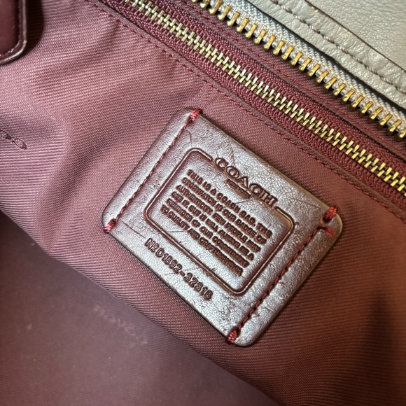 SOLD💖 Coach Dreamer 36 Suede Satchel - Picture 11 of 12